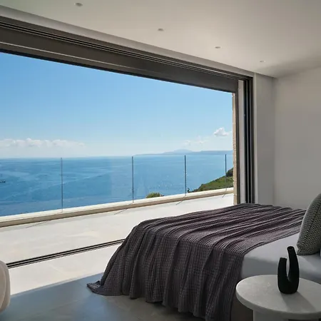 On The Rocks 7 Bedroom *
